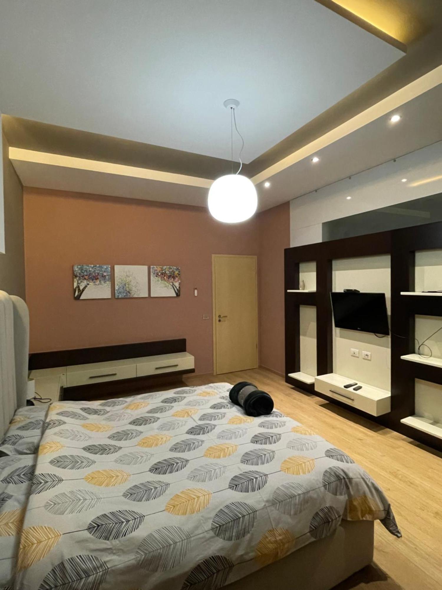 Lux Apartment Tirana Eksteriør billede