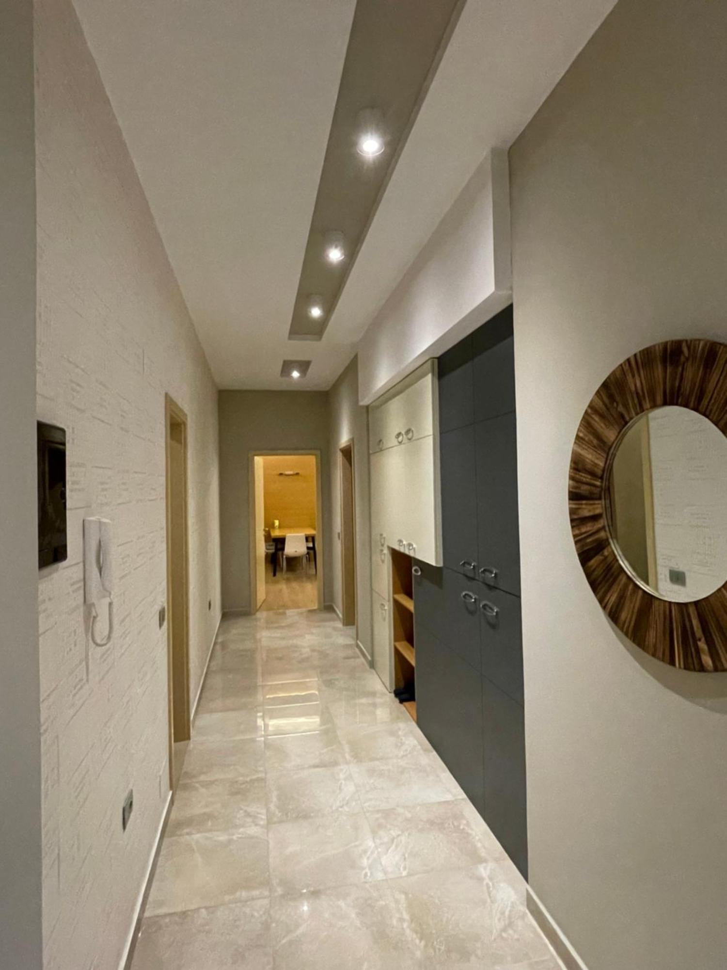 Lux Apartment Tirana Eksteriør billede